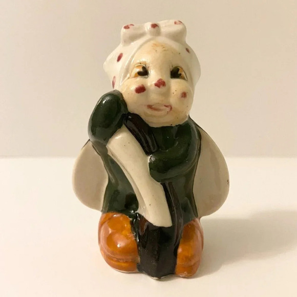 Vintage Ceramic Love Bug Ladybug Salt and Pepper Shakers 4 Inch Anthropomorphic - Picture 13 of 15